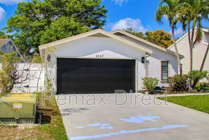 House for rent at 4567 Brook Dr, West Palm Beach, FL 33417