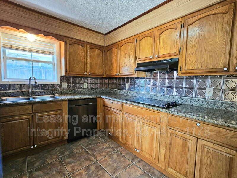 House for rent at 7441 Quorum Dr, Baton Rouge, LA 70817