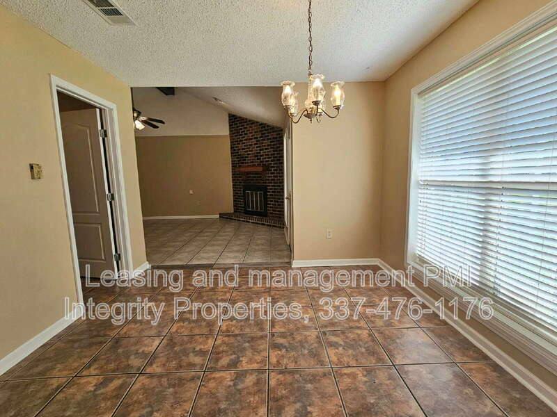 House for rent at 7441 Quorum Dr, Baton Rouge, LA 70817