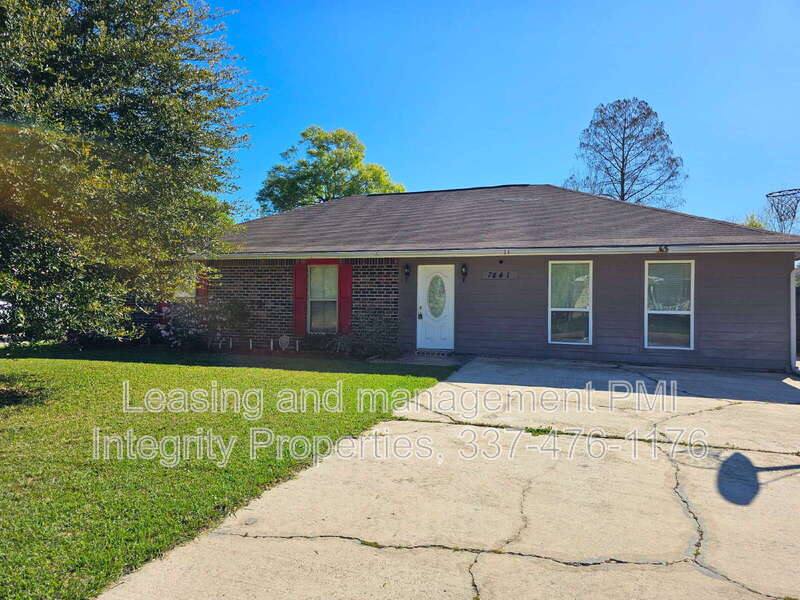 House for rent at 7441 Quorum Dr, Baton Rouge, LA 70817