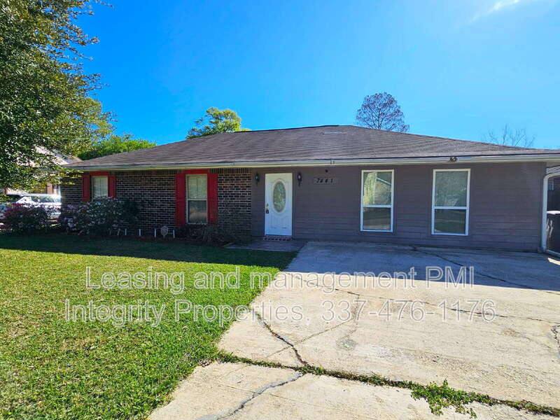 House for rent at 7441 Quorum Dr, Baton Rouge, LA 70817