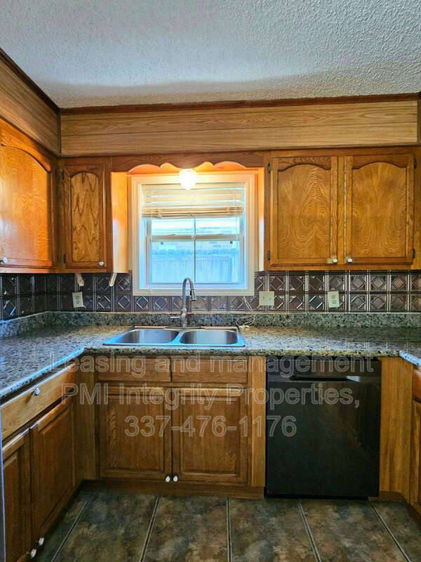 House for rent at 7441 Quorum Dr, Baton Rouge, LA 70817