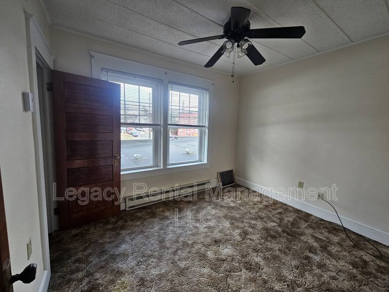 281 E Main St #3, Plymouth, PA 18651 - Apartment for Rent - Image 4