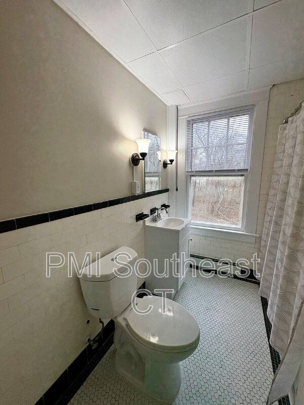 Apartment for rent at 640 Williams St #1S, New London, CT 06320