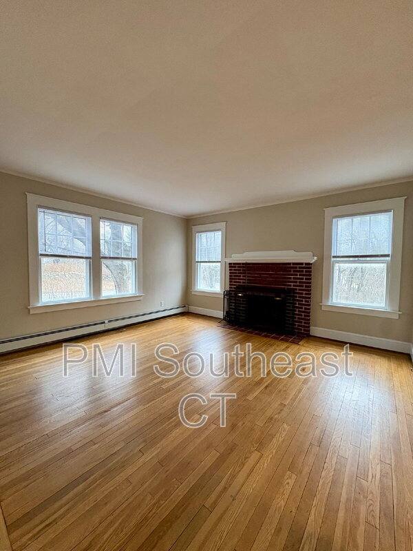 Apartment for rent at 640 Williams St #1S, New London, CT 06320