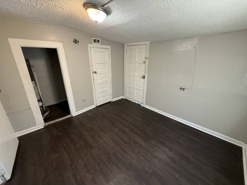 House for rent at 728 N Holmes St, Memphis, TN 38122