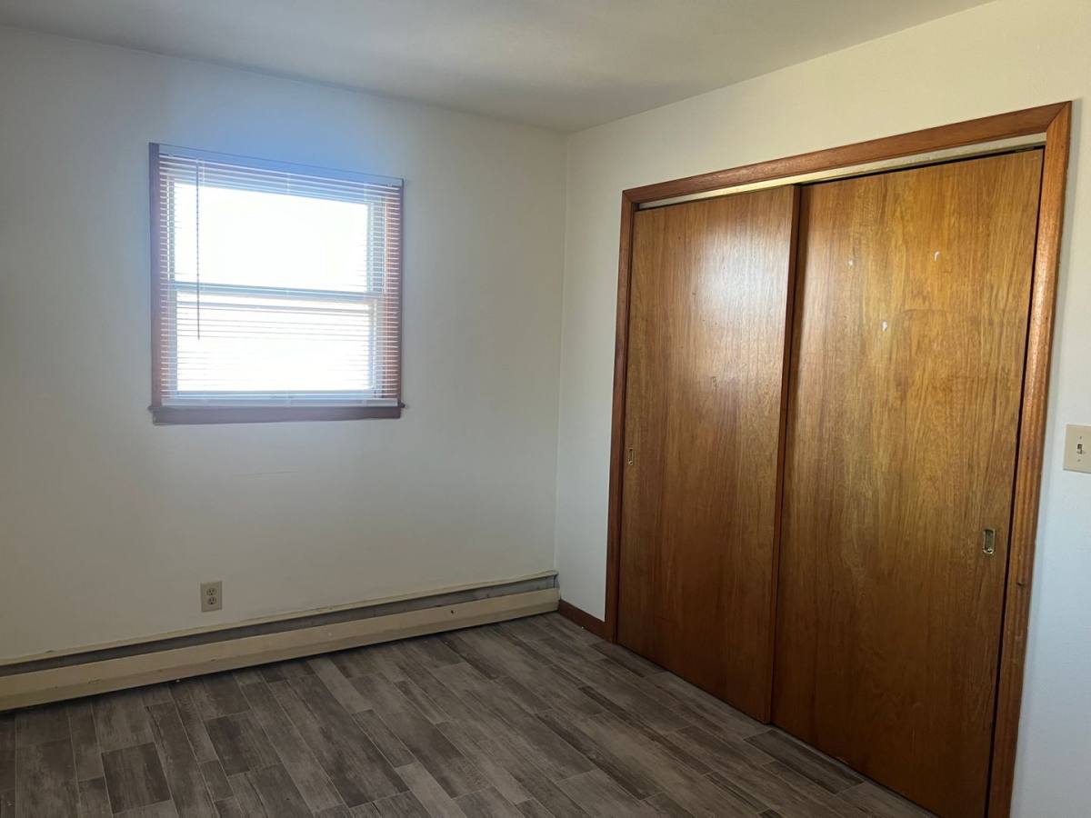 Apartment for rent at 815 Charles St, Dekalb, IL 60115
