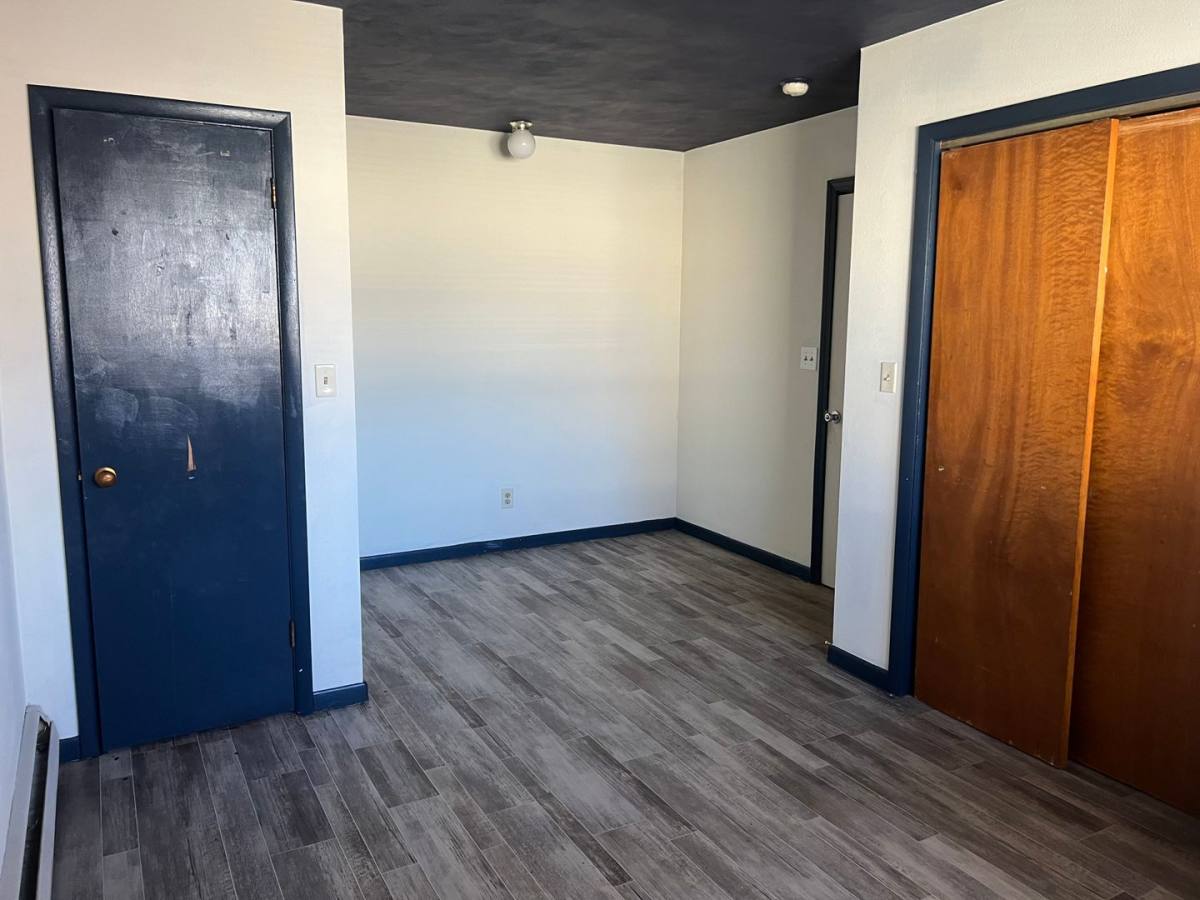 Apartment for rent at 815 Charles St, Dekalb, IL 60115