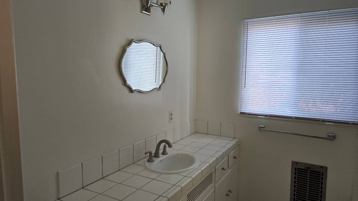 Apartment for rent at 4743 Beverly Blvd, Los Angeles, CA 90004