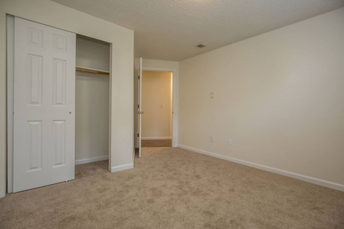 Apartment for rent at 6830 Tacoma Mall Blvd, Tacoma, WA 98409