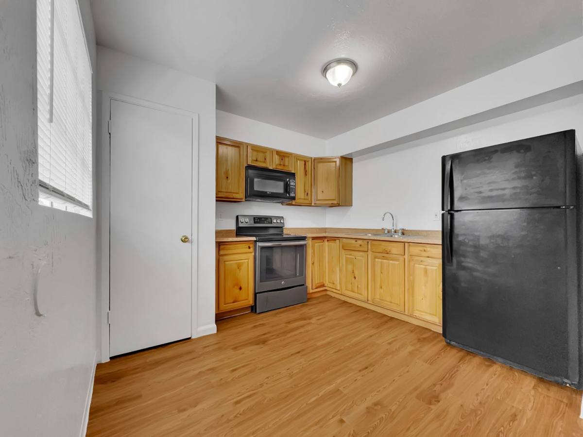 Condo for rent at 2905 E Monroe St, Phoenix, AZ 85034
