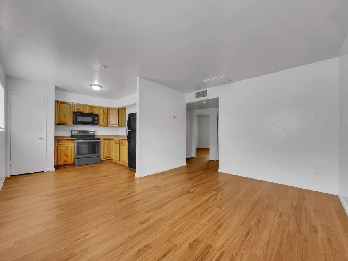 Condo for rent at 2905 E Monroe St, Phoenix, AZ 85034