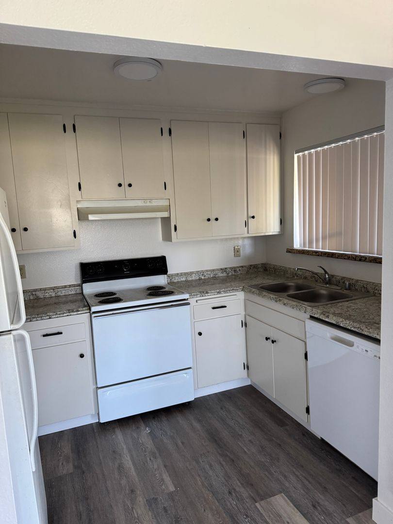 Apartment for rent at 1095 Crinella Court, Saint Helena, CA 94574