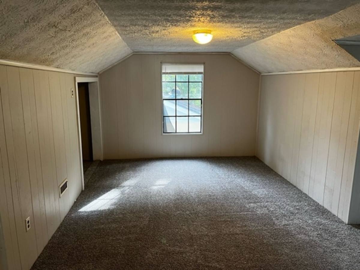 Townhouse for rent at 1005 B N Oak St, Valdosta, GA 31601