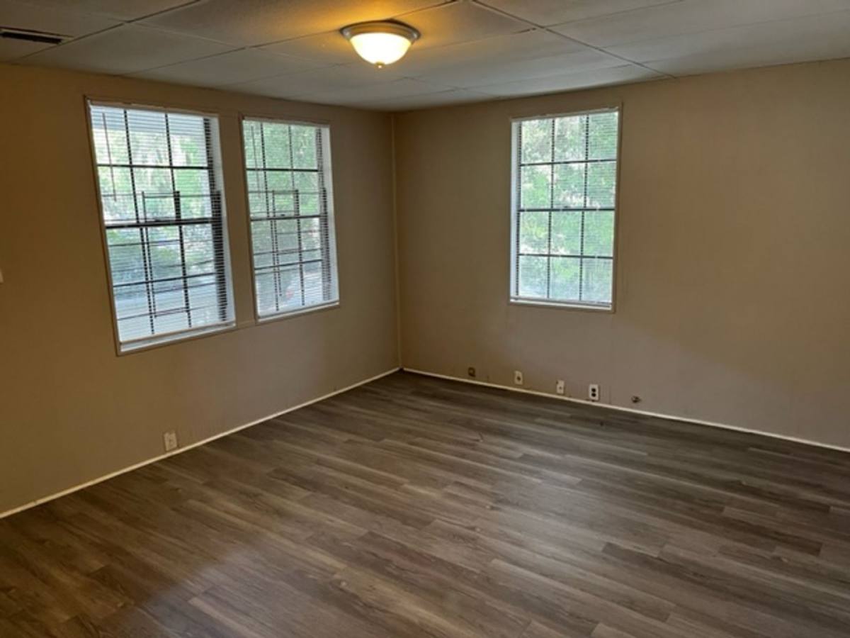 Townhouse for rent at 1005 B N Oak St, Valdosta, GA 31601