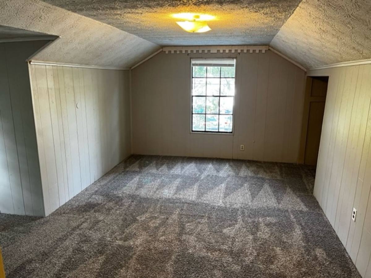 Townhouse for rent at 1005 B N Oak St, Valdosta, GA 31601