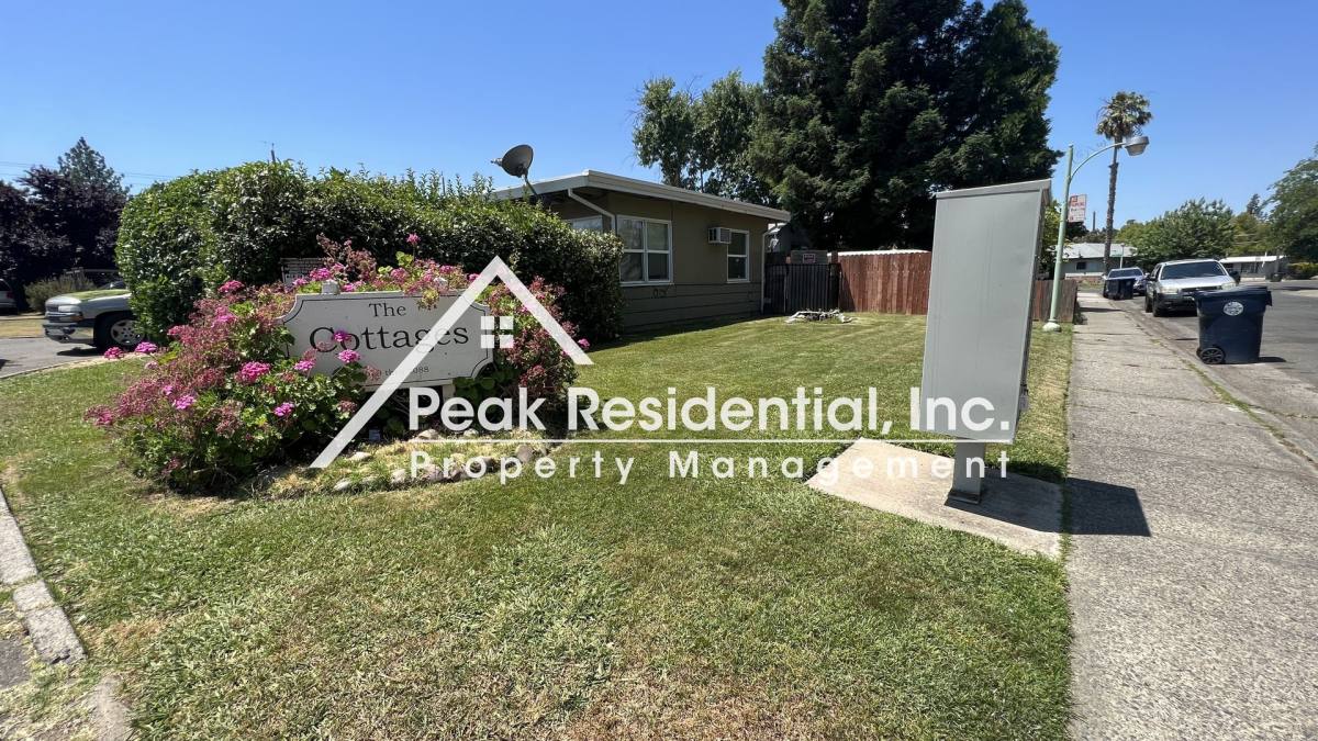 Apartment for rent at 2060-2088 15th Ave, Sacramento, CA 95822