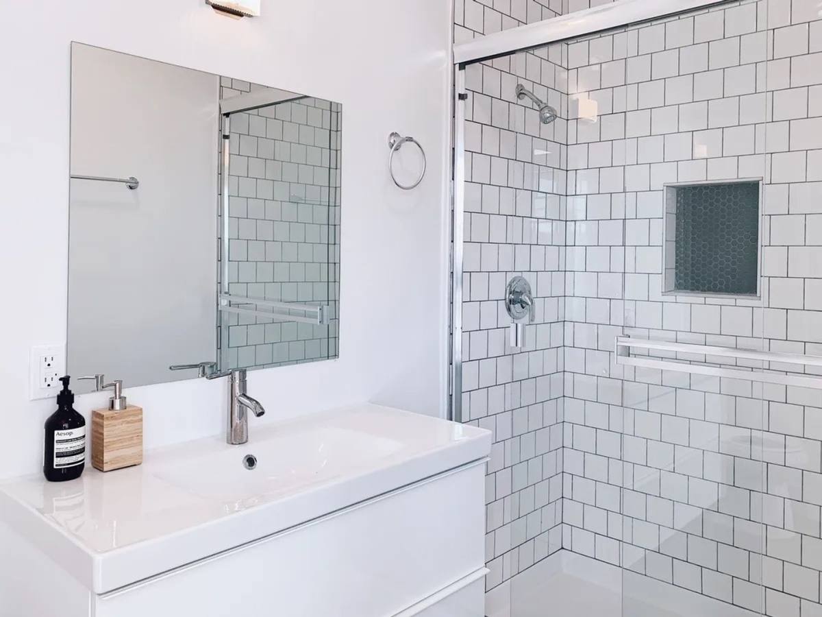 Apartment for rent at 1411 W 25th St, Los Angeles, CA 90007