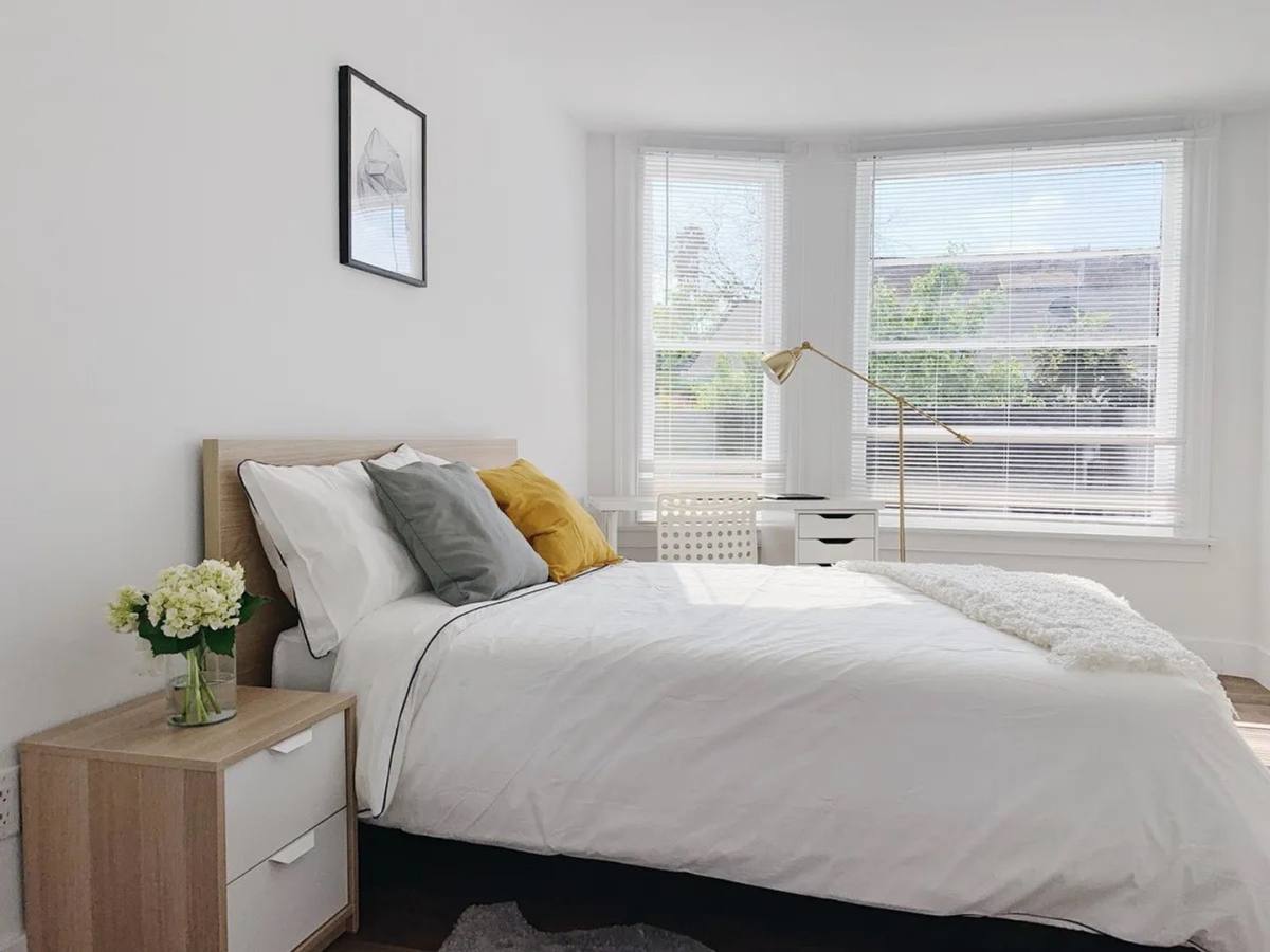 Apartment for rent at 1411 W 25th St, Los Angeles, CA 90007