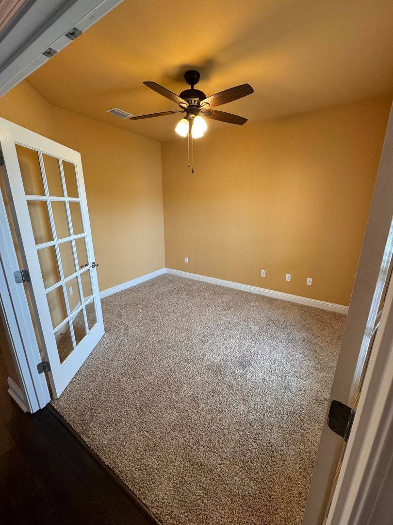 House for rent at 1000 Pelican Cove, Ocean Springs, MS 39564