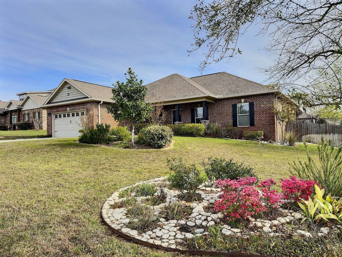 House for rent at 1000 Pelican Cove, Ocean Springs, MS 39564
