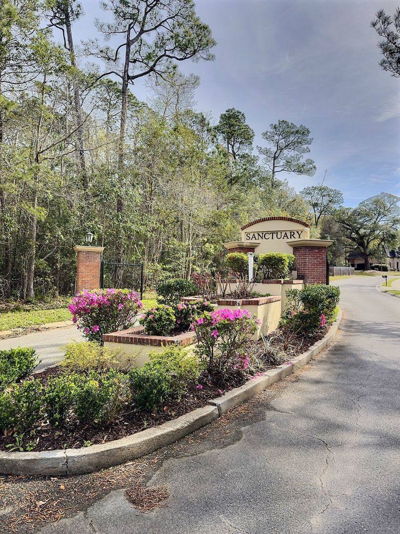 House for rent at 1000 Pelican Cove, Ocean Springs, MS 39564