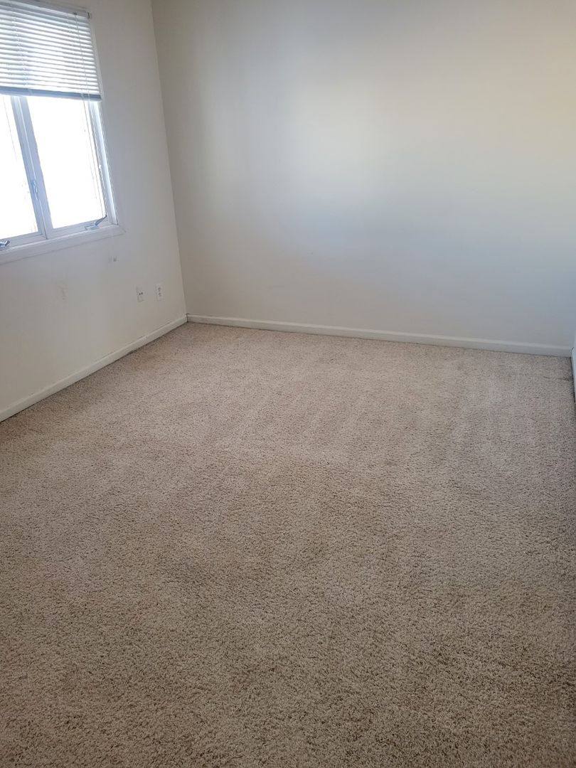 Apartment for rent at 1307-1311 11th St N, Wahpeton, ND 58075