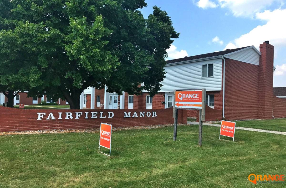 Apartment for rent at 1307-1311 11th St N, Wahpeton, ND 58075