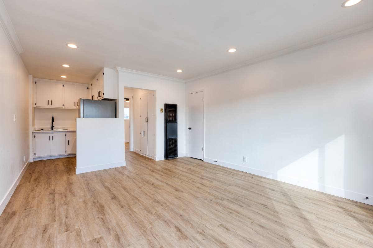Apartment for rent at 10015 Alondra Blvd, Bellflower, CA 90706