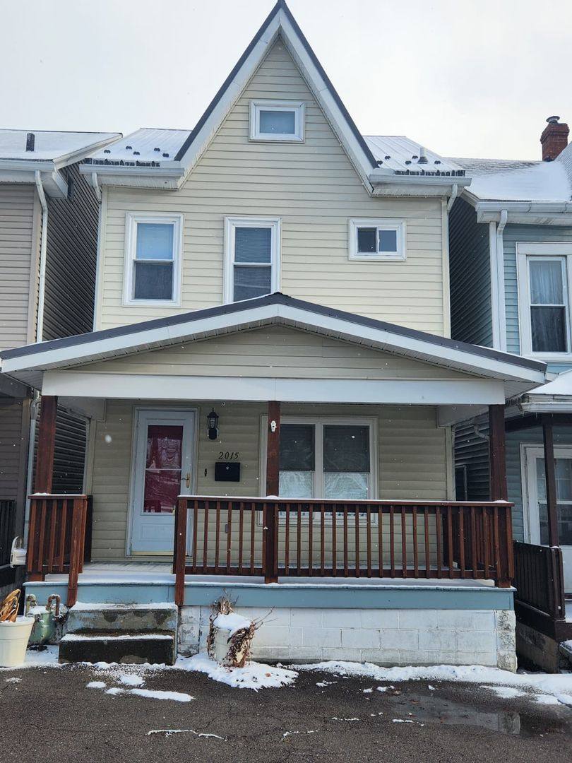 House for rent at 2015 12th Ave, Altoona, PA 16601