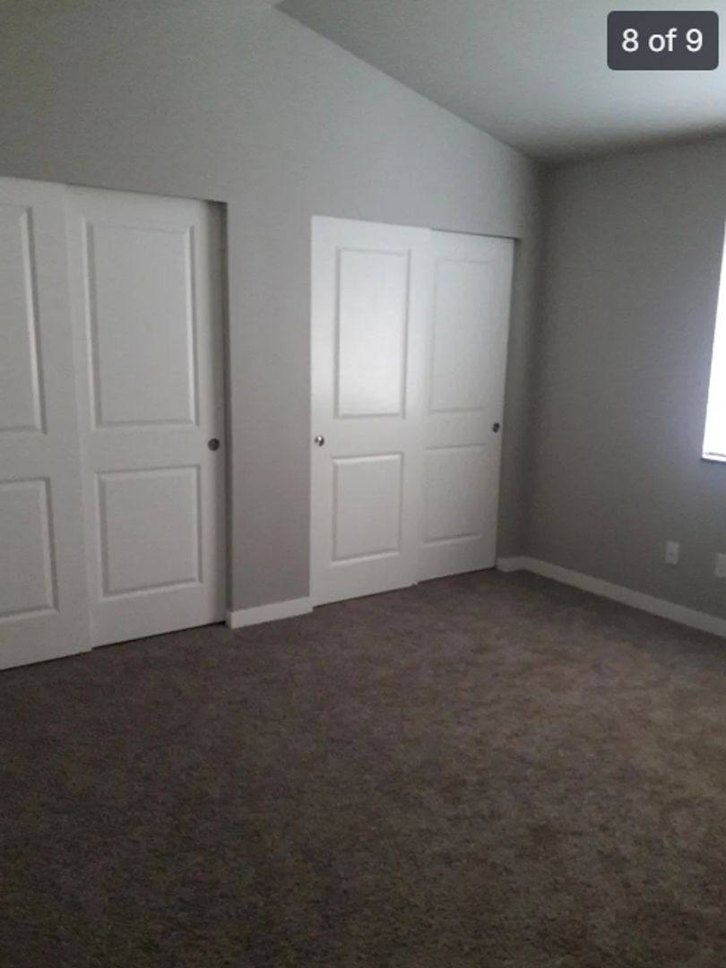 House for rent at 1631 Iron St, Bellingham, WA 98225