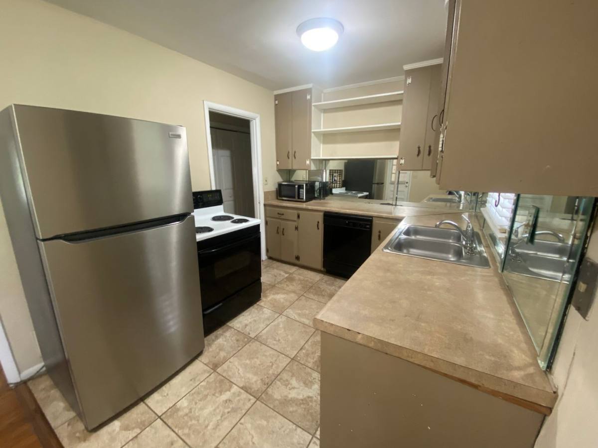 House for rent at 1004 E Magnolia Ave, Auburn, AL 36830