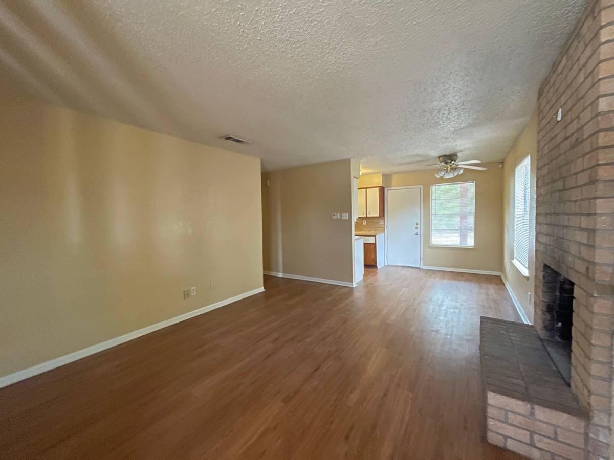 Apartment for rent at 2208 Hunt Dr, Killeen, TX 76543