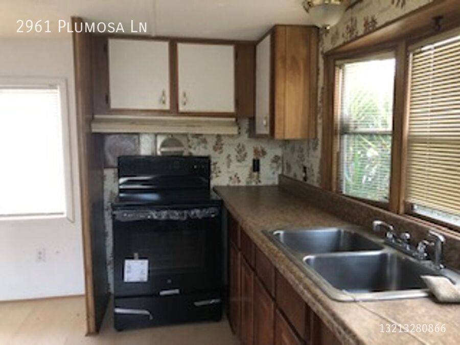 House for rent at 2961 Plumosa Lane, West Palm Beach, FL 33403
