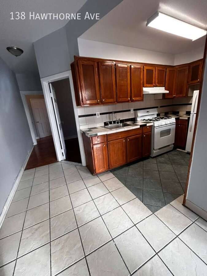 Apartment for rent at 138 Hawthorne Ave, Yonkers, NY 10701