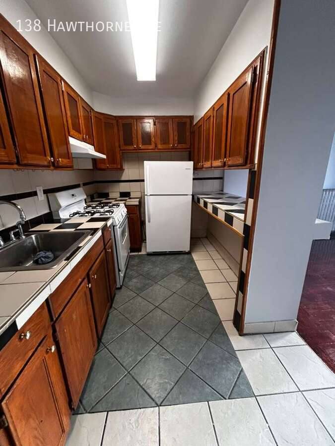 Apartment for rent at 138 Hawthorne Ave, Yonkers, NY 10701