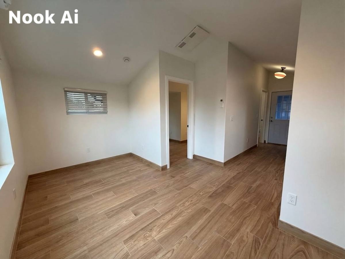 Apartment for rent at 10735 SE Holgate Blvd, Portland, OR 97266
