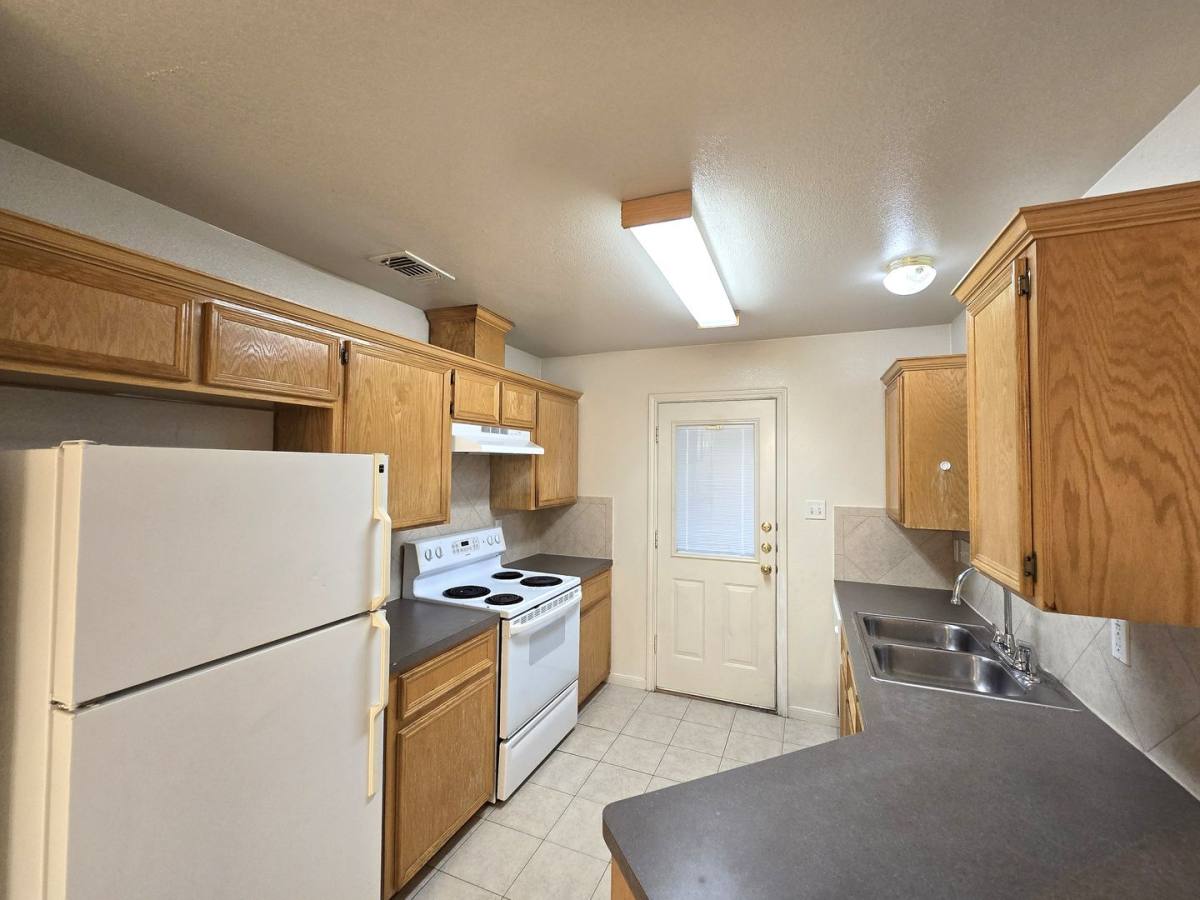 Apartment for rent at 1411 Nicholas Circle, Killeen, TX 76542