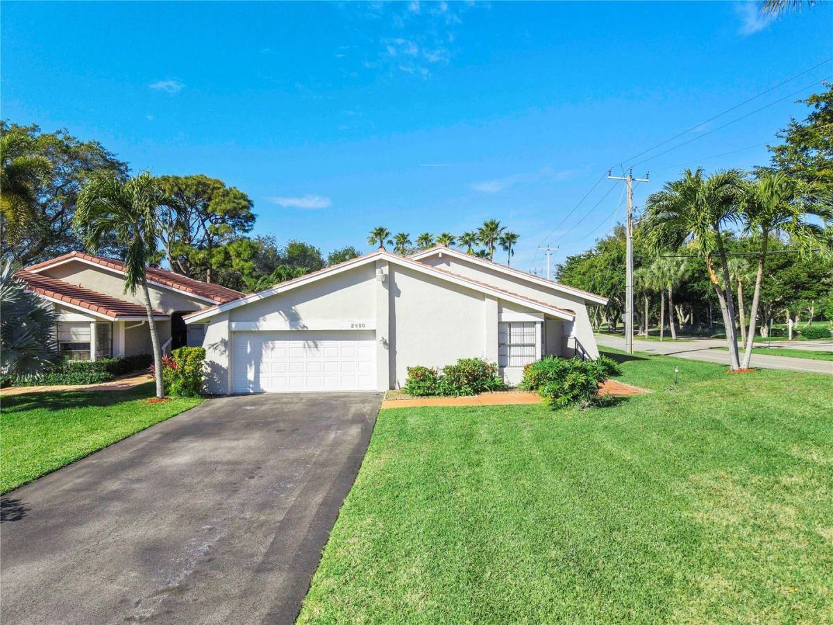 House for rent at 2850 Deer Creek Kelly Brooke Lane, Deerfield Beach, FL 33442