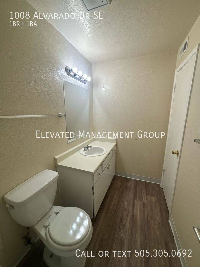 Apartment for rent at 1008 Alvarado Dr SE #6, Albuquerque, NM 87108