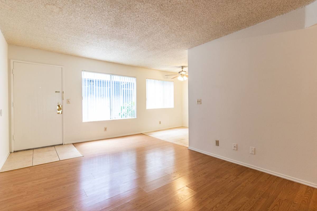 Apartment for rent at 10845 Camarillo St, North Hollywood, CA 91602