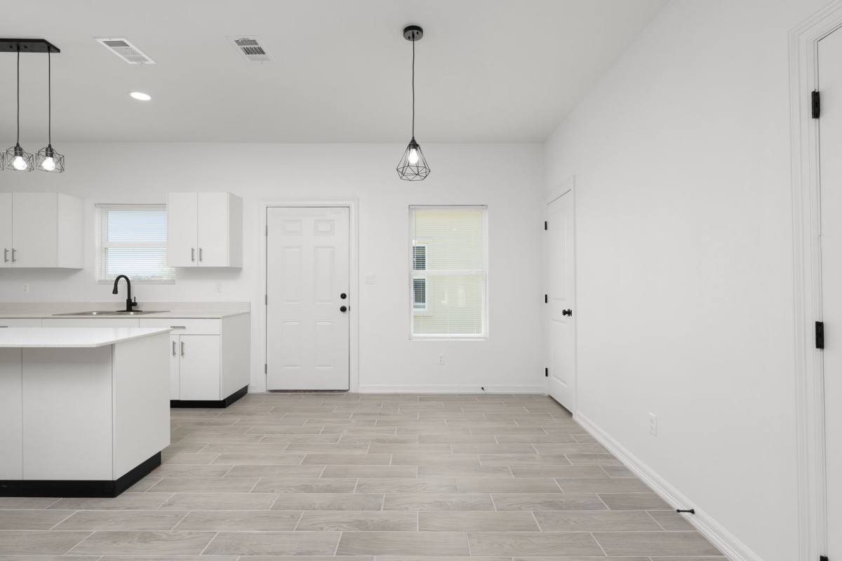 Apartment for rent at 1801 Atrium Place Dr, Harlingen, TX 78550