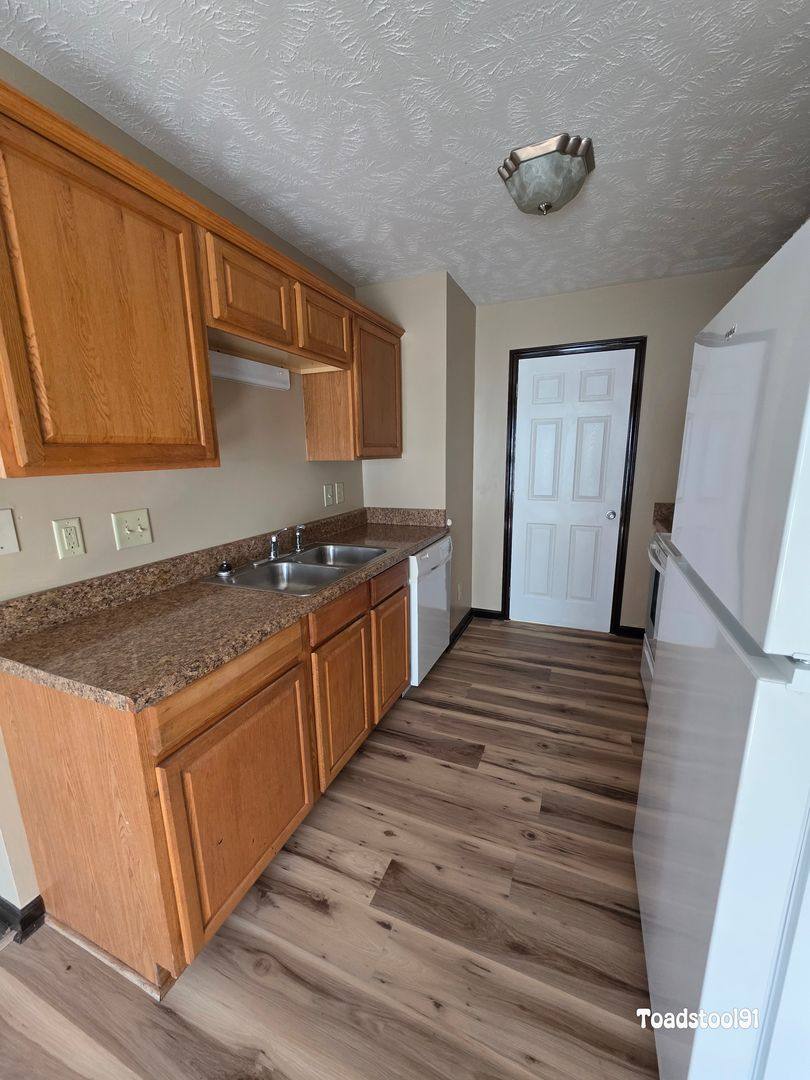 House for rent at 513 Roundtree Dr, Fayetteville, NC 28303