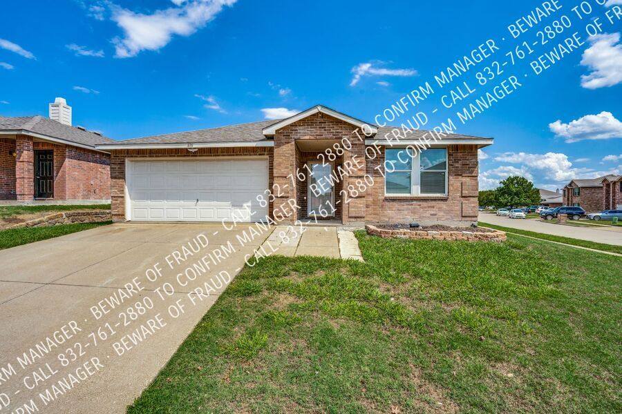 House for rent at 616 Almandora Dr, Arlington, TX 76002