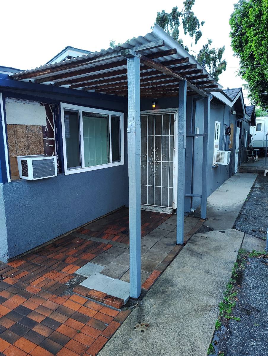 Apartment for rent at 826 E Route 66 #3, Glendora, CA 91740