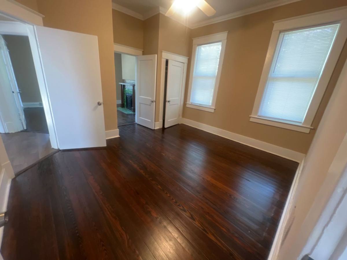 Apartment for rent at 1860 1862 Court Ave, Memphis, TN 38104