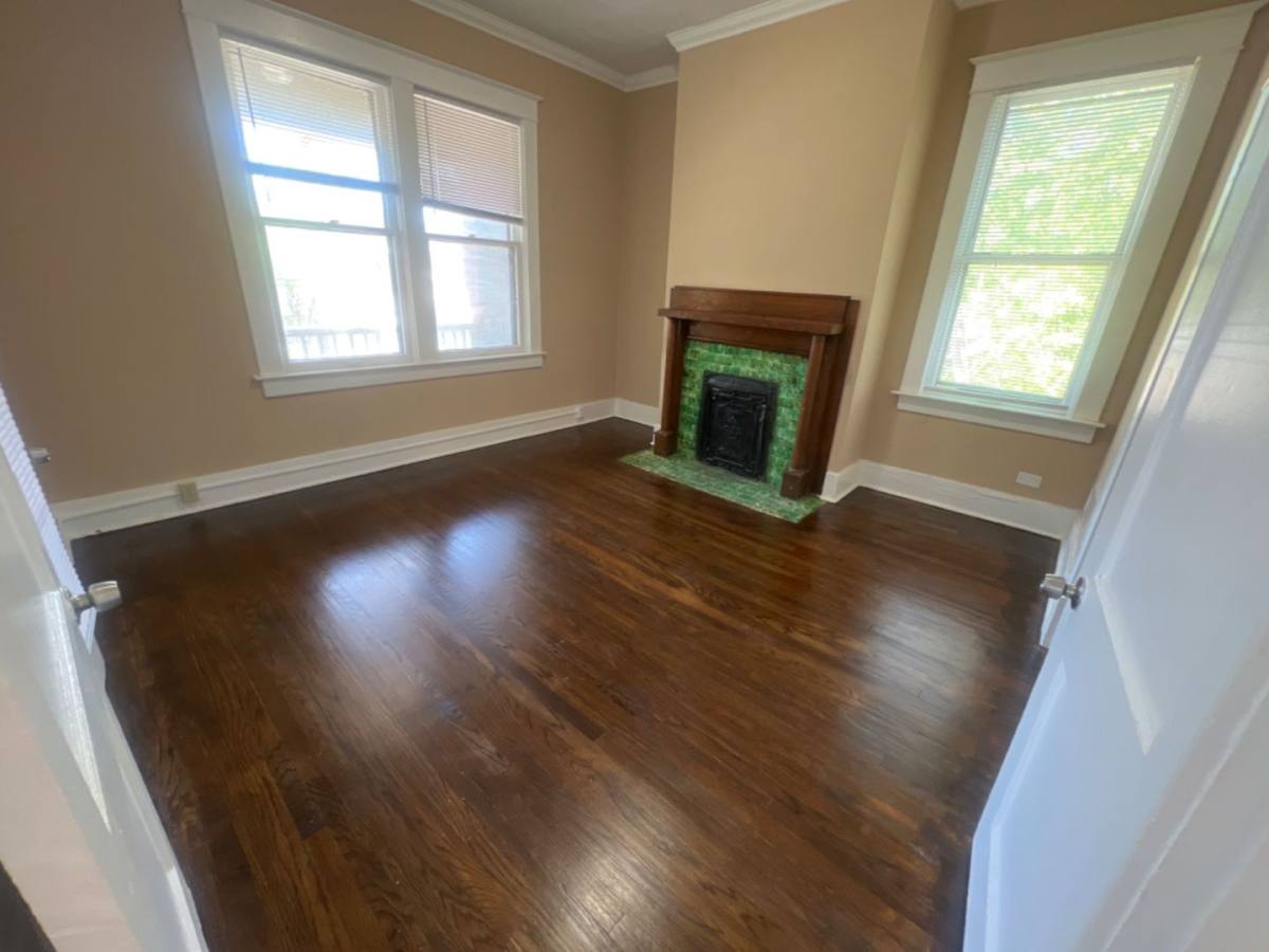 Apartment for rent at 1860 1862 Court Ave, Memphis, TN 38104