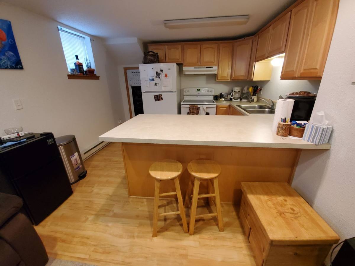 Apartment for rent at 1106 E Ave, Bismarck, ND 58501