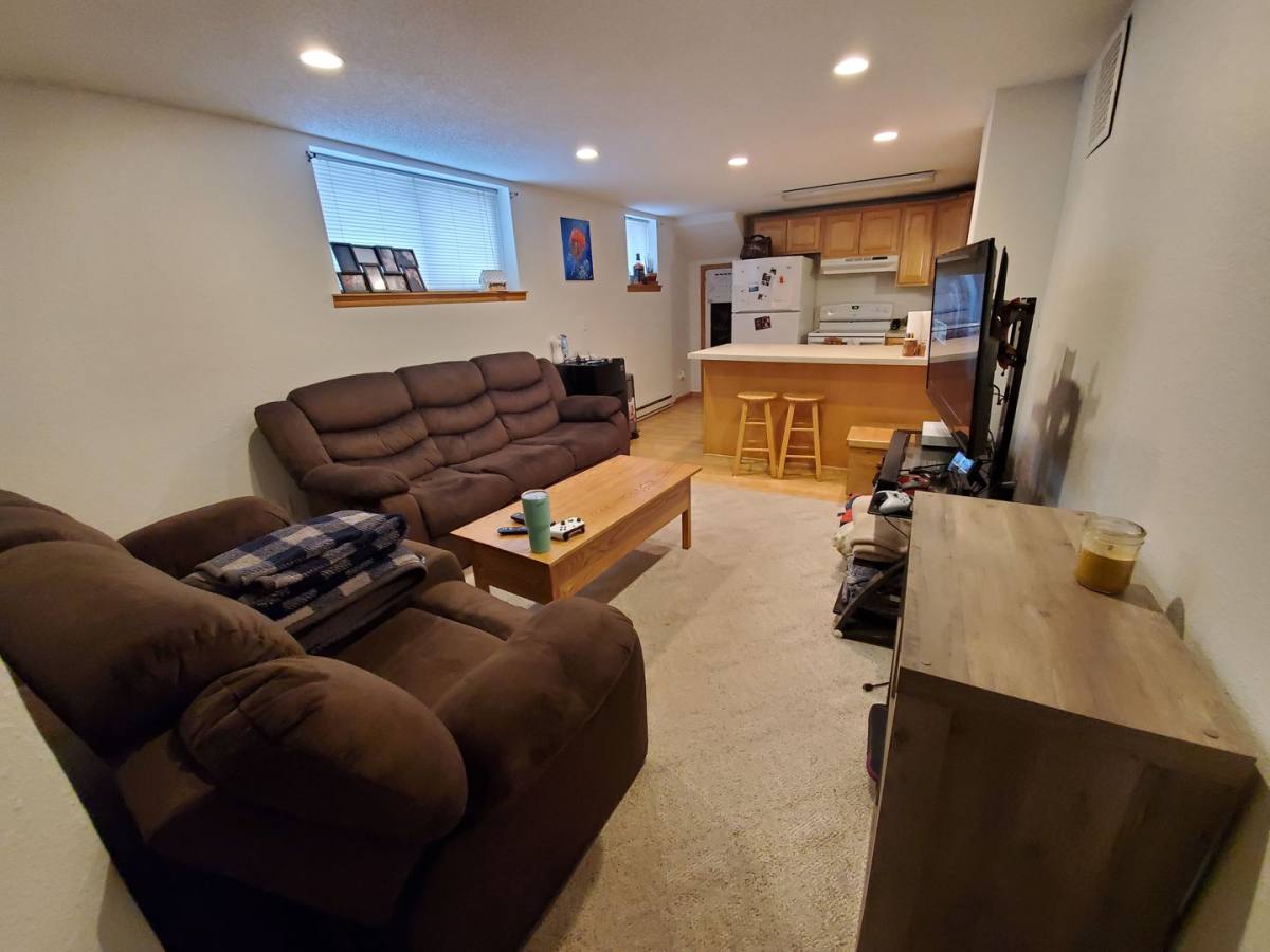 Apartment for rent at 1106 E Ave, Bismarck, ND 58501
