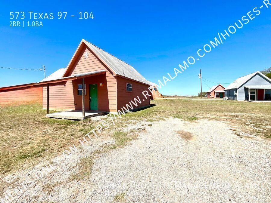 Apartment for rent at 573 Texas 97 #104, Floresville, TX 78114